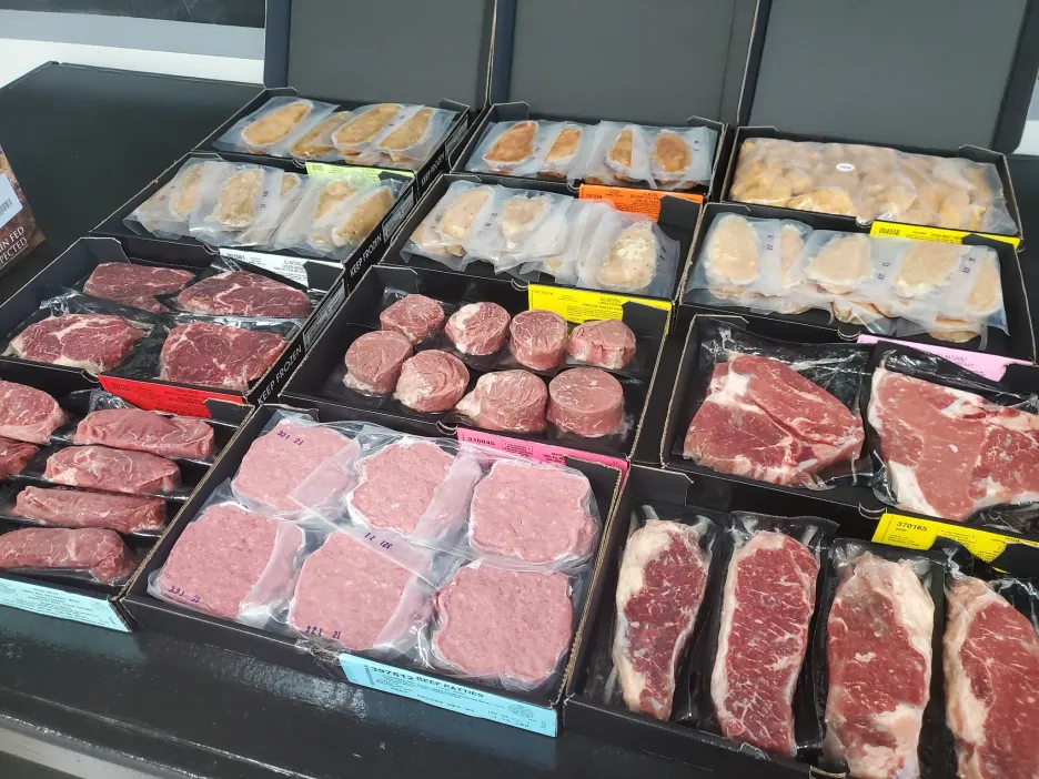 🔥𝐃𝐞𝐚𝐥 𝐨𝐟 𝐭𝐡𝐞 𝐃𝐚𝐲 Family Feast Bundle (Steak & Chicken)